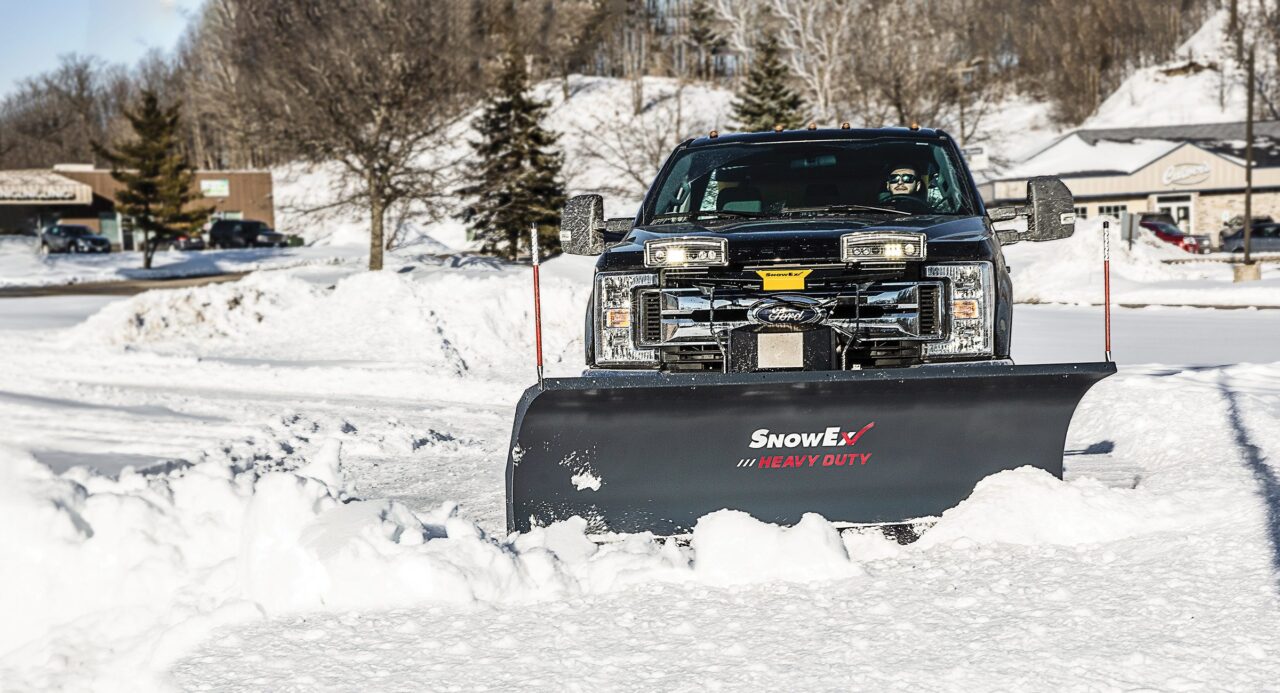 HeavyDuty Straight Blade SnowEx®