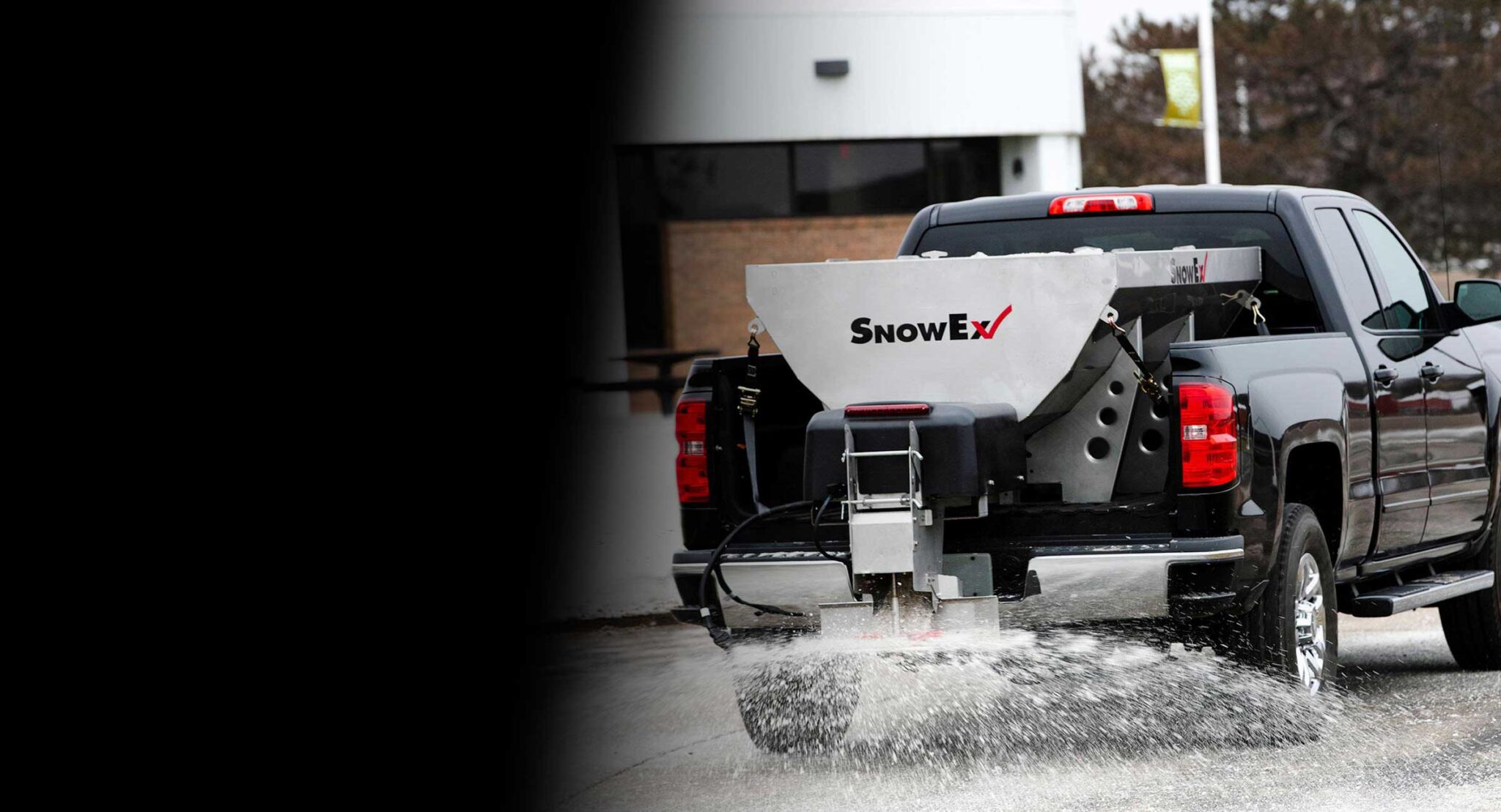 HELIXX™ Stainless Steel Spreader SnowEx®