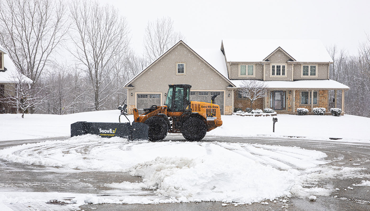 SnowEx POWER PUSHER PRO clean scrape