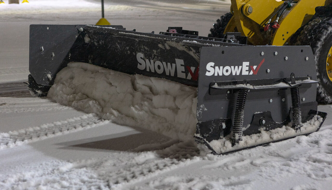 snowex power pusher clean scrape